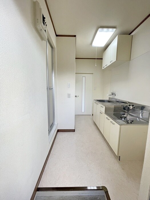 物件内観写真13　(廊下)