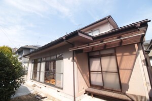 栄２丁目貸家外観写真