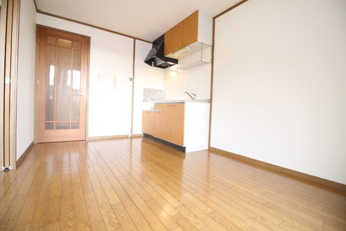 物件内観写真8　(居室)