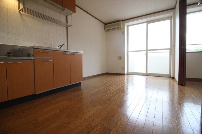 物件内観写真10　(居室)