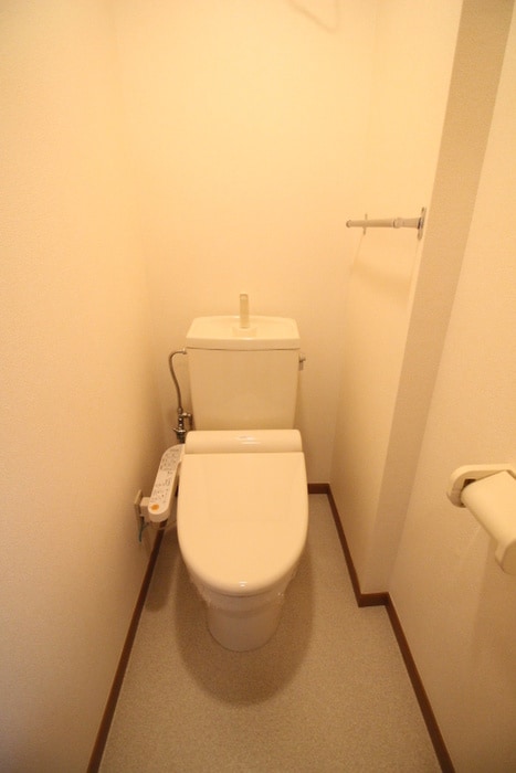 物件内観写真16　(トイレ)