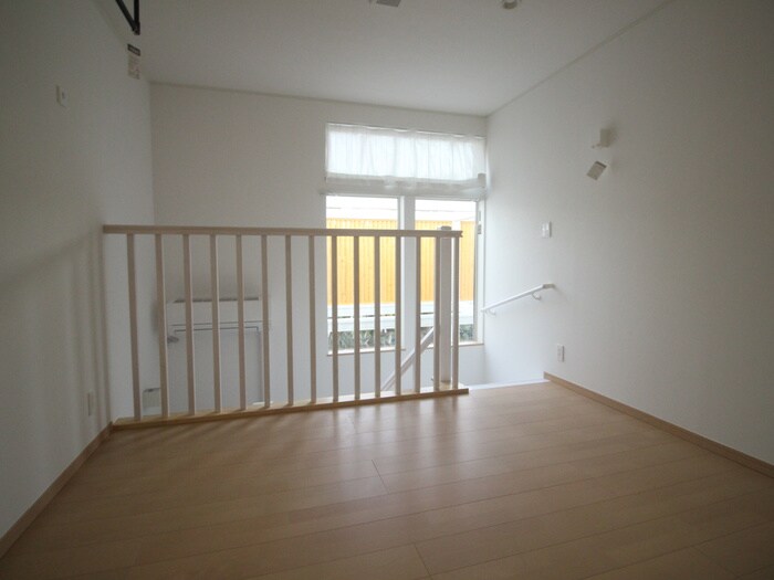 物件内観写真10　(居室)