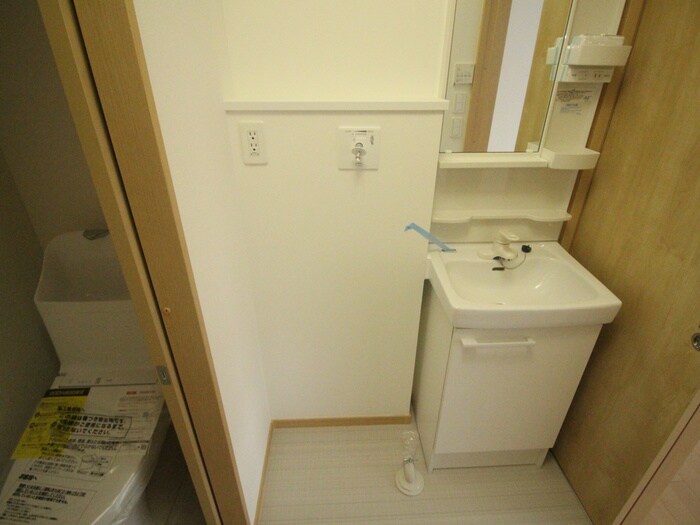 物件内観写真18　(洗濯機置場)