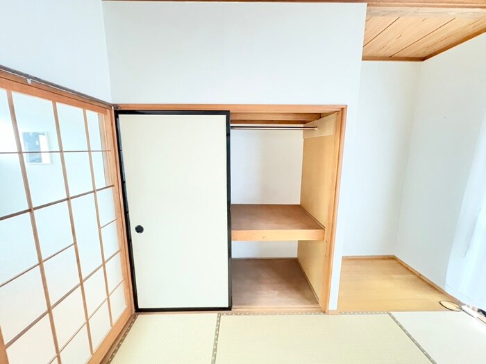 物件内観写真13　(収納)