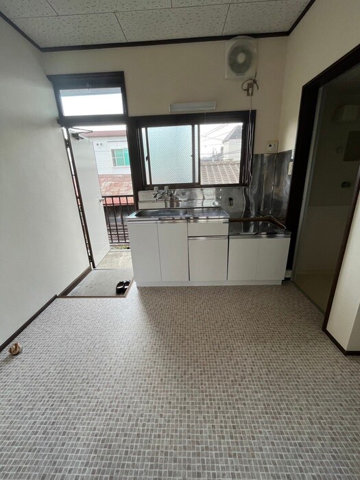 物件内観写真13　(廊下)