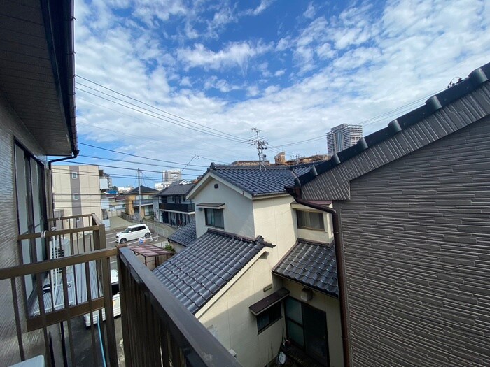 物件内観写真16　(室内からの展望)