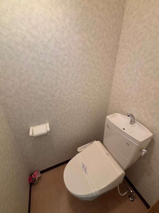 物件内観写真9　(トイレ)