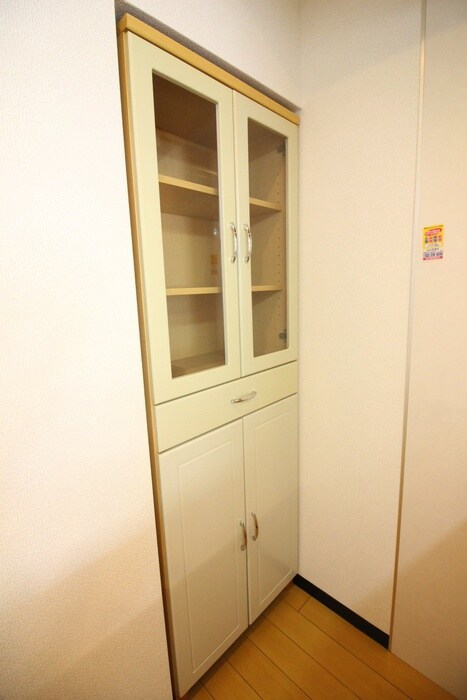 物件内観写真12　(収納)