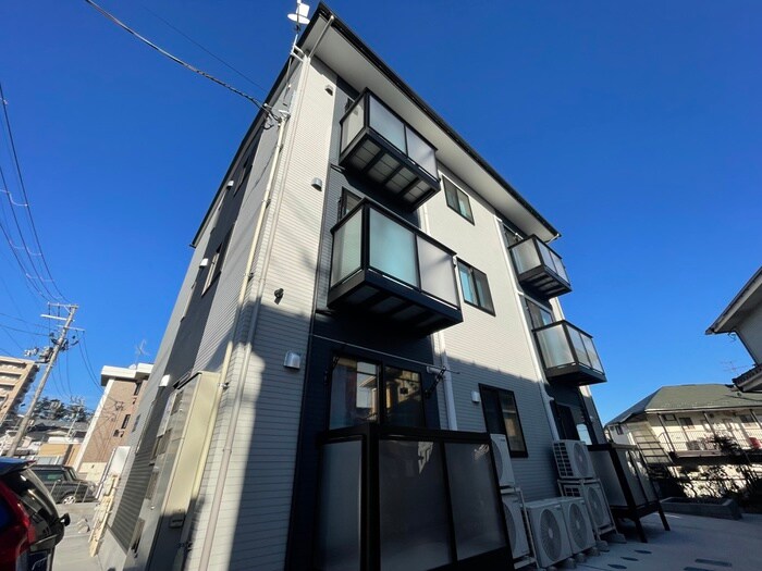 物件外観写真1　(外観写真)