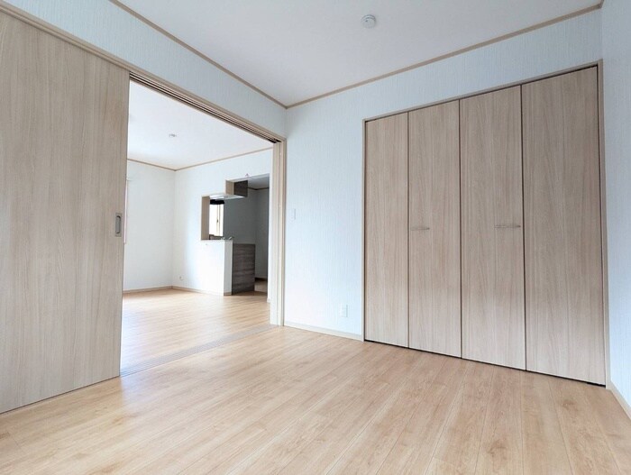 物件内観写真10　(居室)