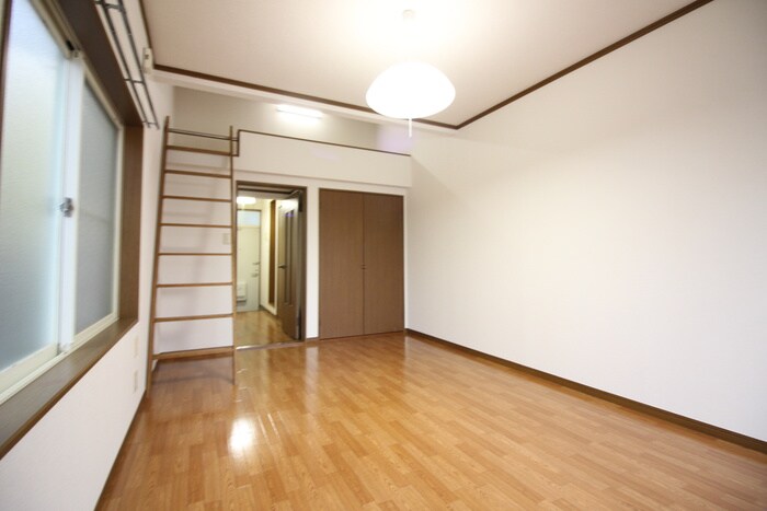 物件内観写真16　(居室)