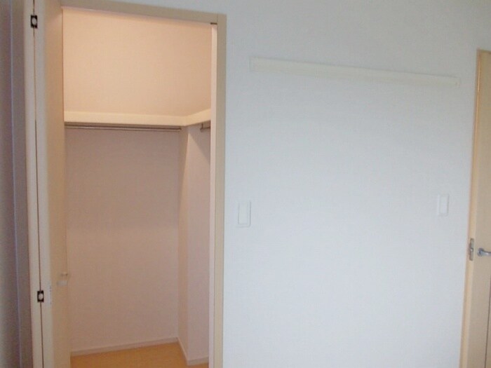物件内観写真10　(収納)