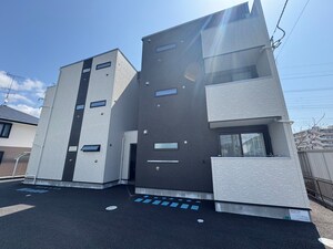 REGALEST　PEAK外観写真