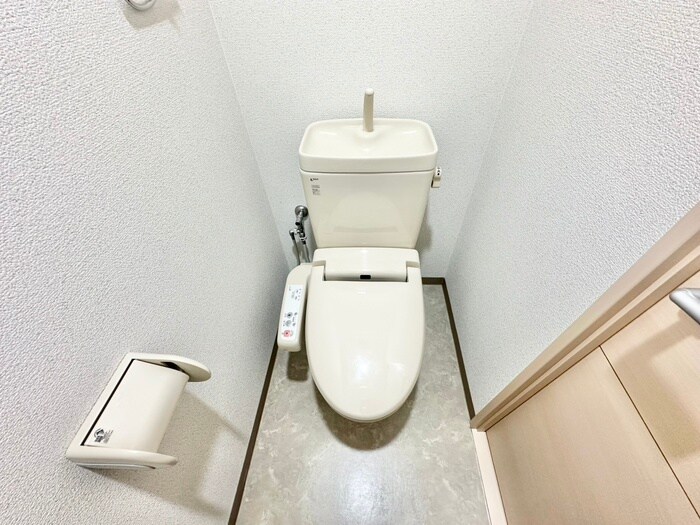 物件内観写真13　(トイレ)