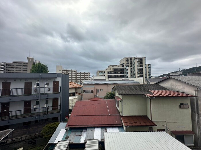 物件内観写真22　(室内からの展望)