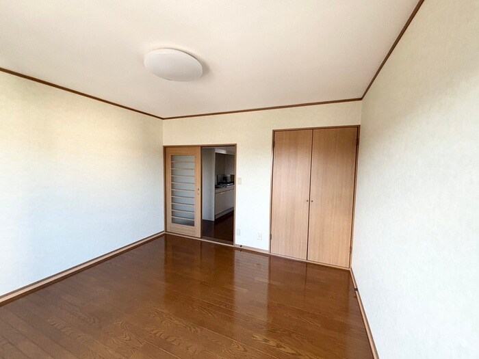 物件内観写真9　(居室)