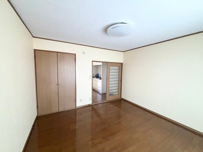 物件内観写真9　(居室)