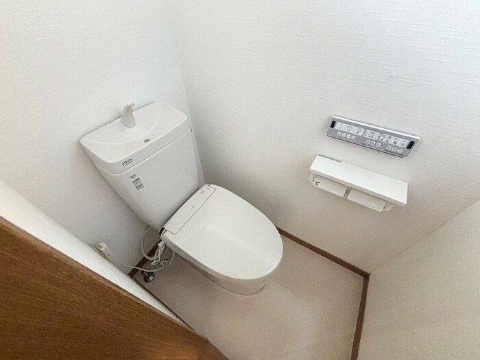 物件内観写真12　(トイレ)