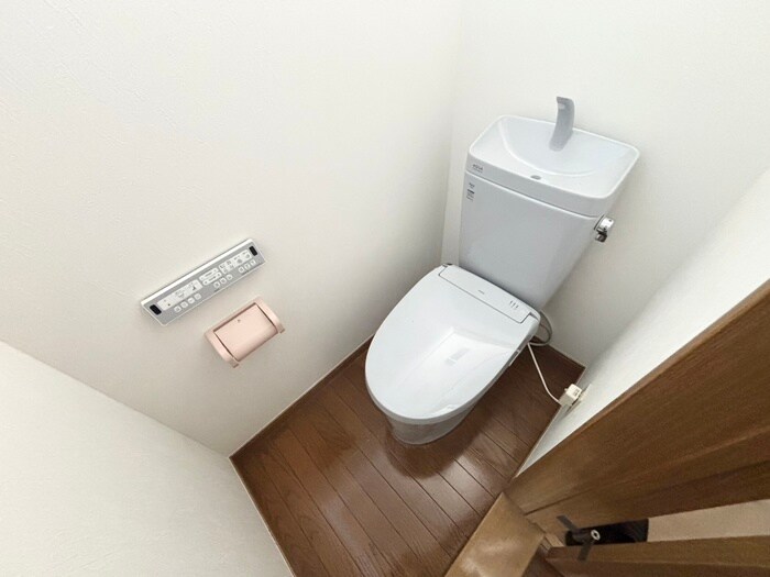 物件内観写真13　(トイレ)