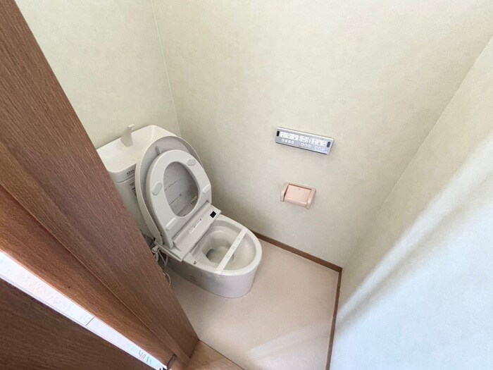 物件内観写真13　(トイレ)