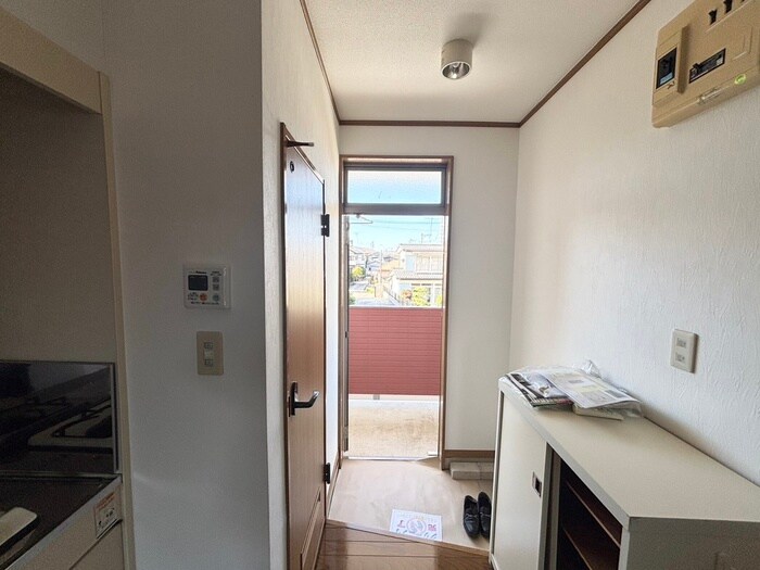 物件内観写真20　(玄関)