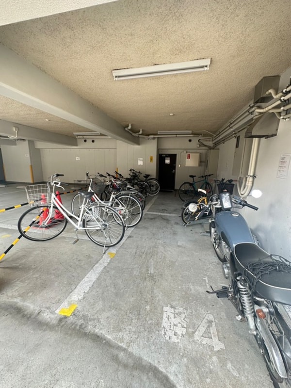 駐輪場