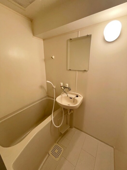 物件内観写真10　(バス／シャワールーム等)
