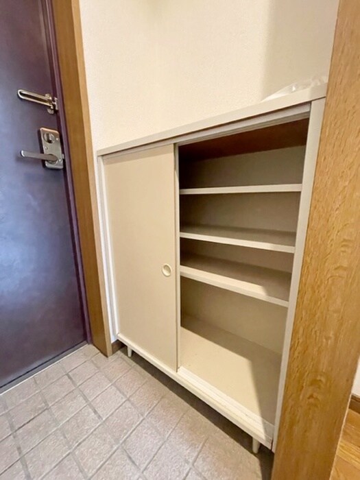 物件内観写真14　(靴箱)