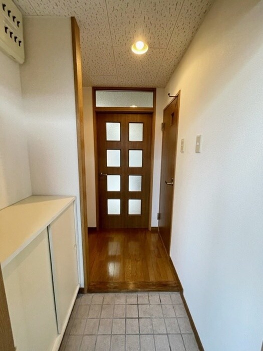 物件内観写真15　(廊下)