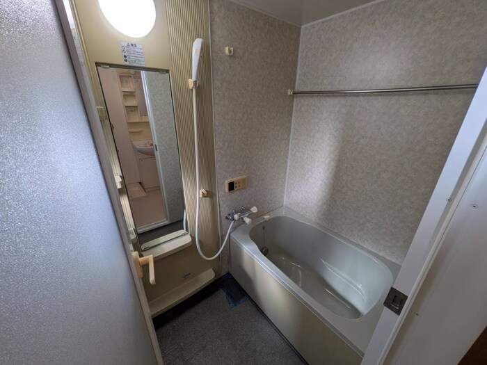 物件内観写真12　(バス／シャワールーム等)