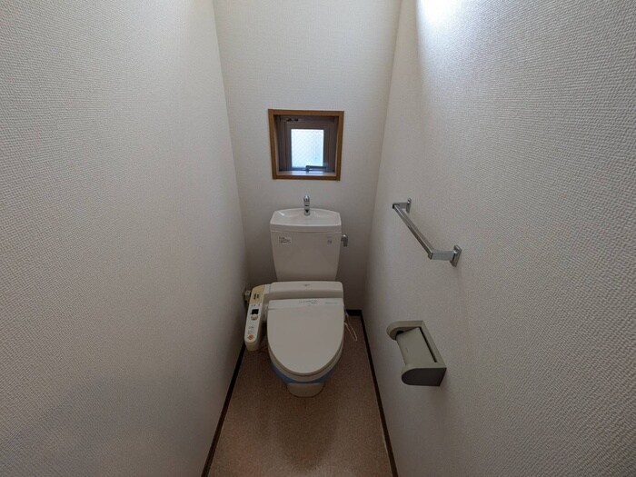 物件内観写真14　(トイレ)