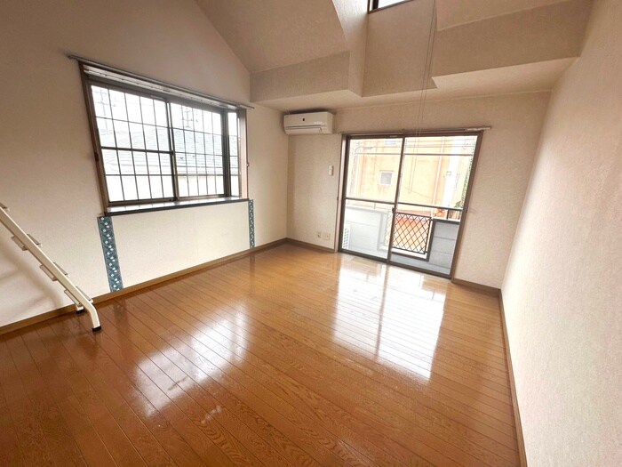 物件内観写真7　(居室)