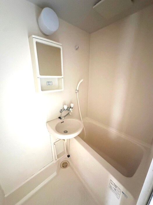 物件内観写真12　(バス／シャワールーム等)