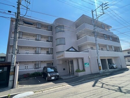 ロイヤルヒルズ片桐外観写真