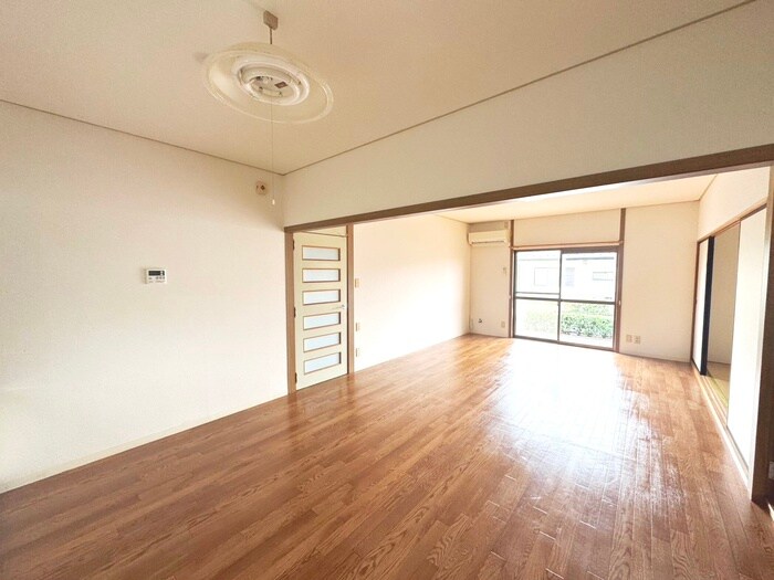 物件内観写真9　(居室)