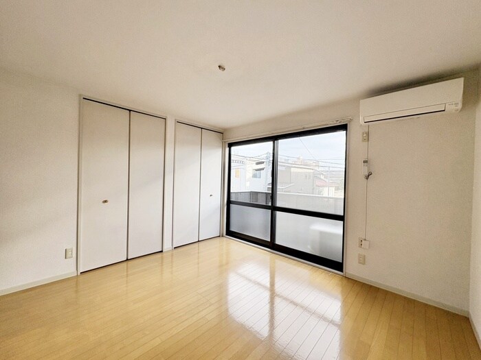 物件内観写真8　(居室)