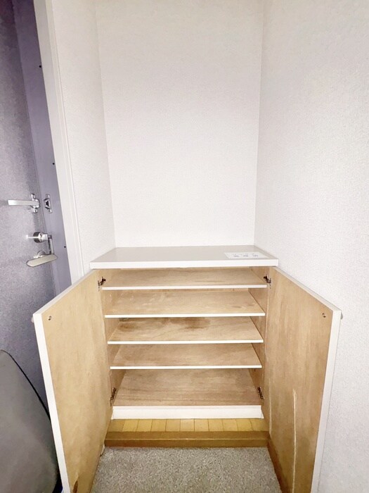物件内観写真16　(靴箱)