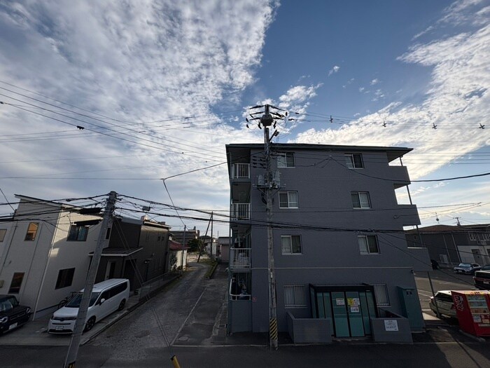 物件内観写真22　(室内からの展望)