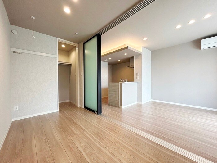 物件内観写真8　(居室)