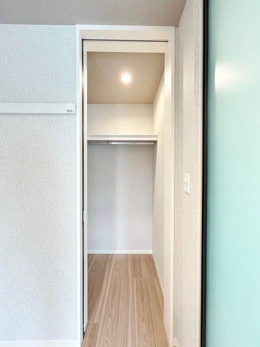 物件内観写真15　(収納)