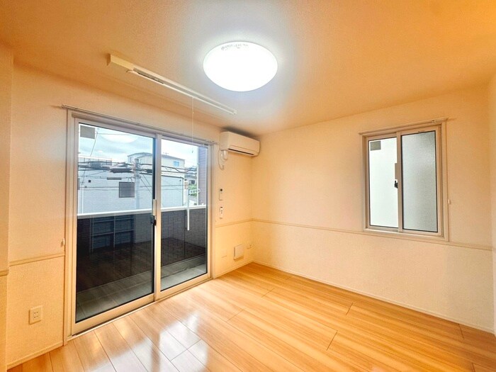 物件内観写真7　(居室)