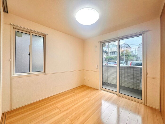 物件内観写真10　(居室)