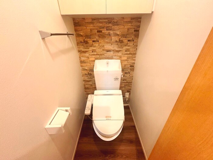 物件内観写真17　(トイレ)