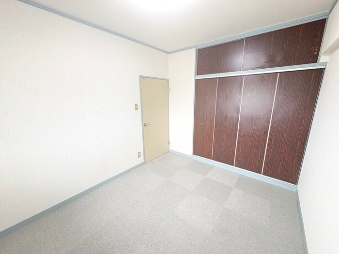 物件内観写真10　(居室)