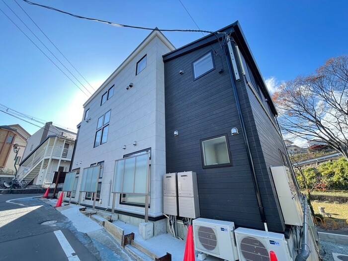 物件外観写真1　(外観写真)