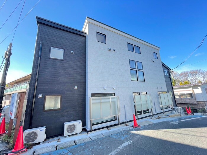 物件外観写真4　(外観写真)