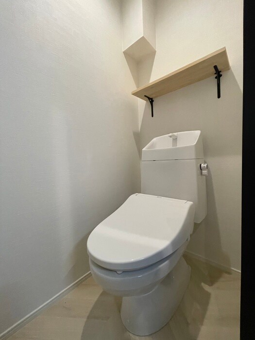 物件内観写真13　(トイレ)