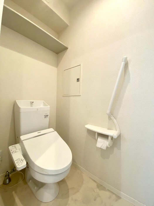 物件内観写真12　(トイレ)