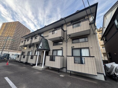 伊藤賃貸住宅WEST外観写真