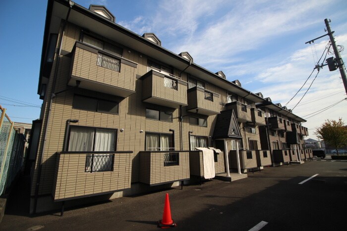 物件外観写真2　(外観写真)